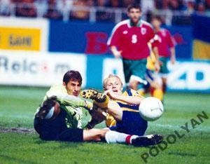 Футбол. Фото (оригинал). Андрей Гусин (сборная Украины). 1999. Болгария