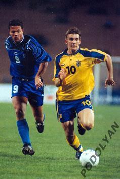 Футбол. Фото (оригинал). Шевченко. Украина - Исландия. 1999