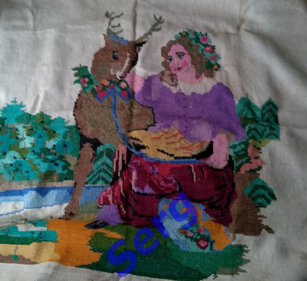 Ручная вышивка Девушка и олень 1955 год