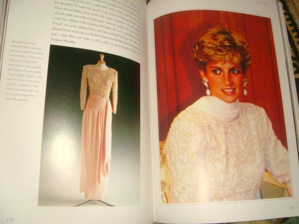 Prinsess Diana her life in Fashion 2