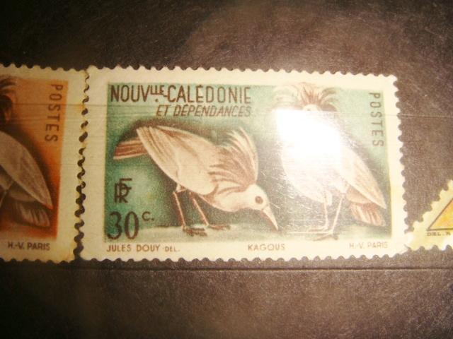 Марки Новая Каледония птицы 3 шт винтаж 50х годов. 2