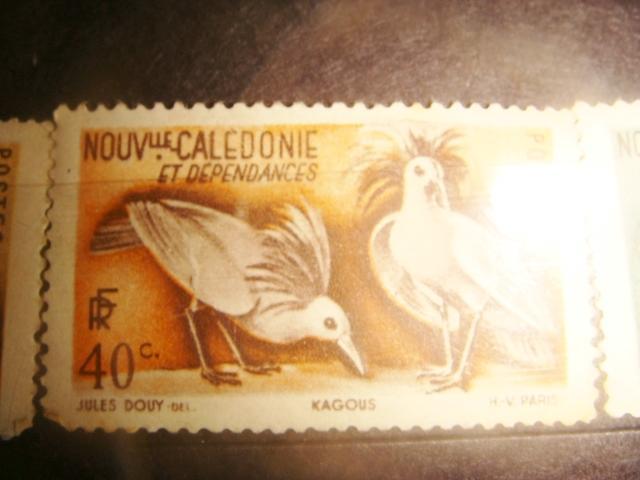 Марки Новая Каледония птицы 3 шт винтаж 50х годов. 3