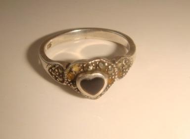 Кольцо Любовь эмаль марказиты серебро винтаж Мексика 60х годов.