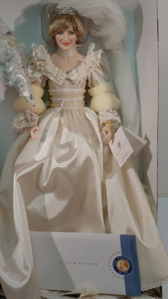 Кукла Принцесса Диана невеста в коробке 1999 год