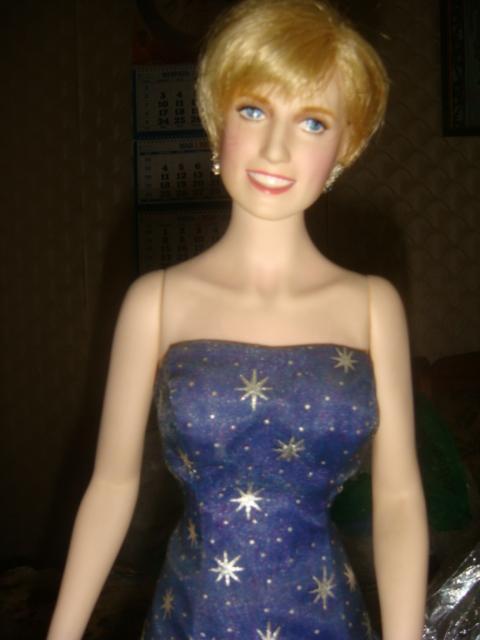 Кукла фарфоровая Принцесса Диана 2000 год 6