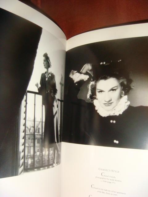 Книга Jewelry Chanel Ювелирное искусство Шанель 2000 год 4