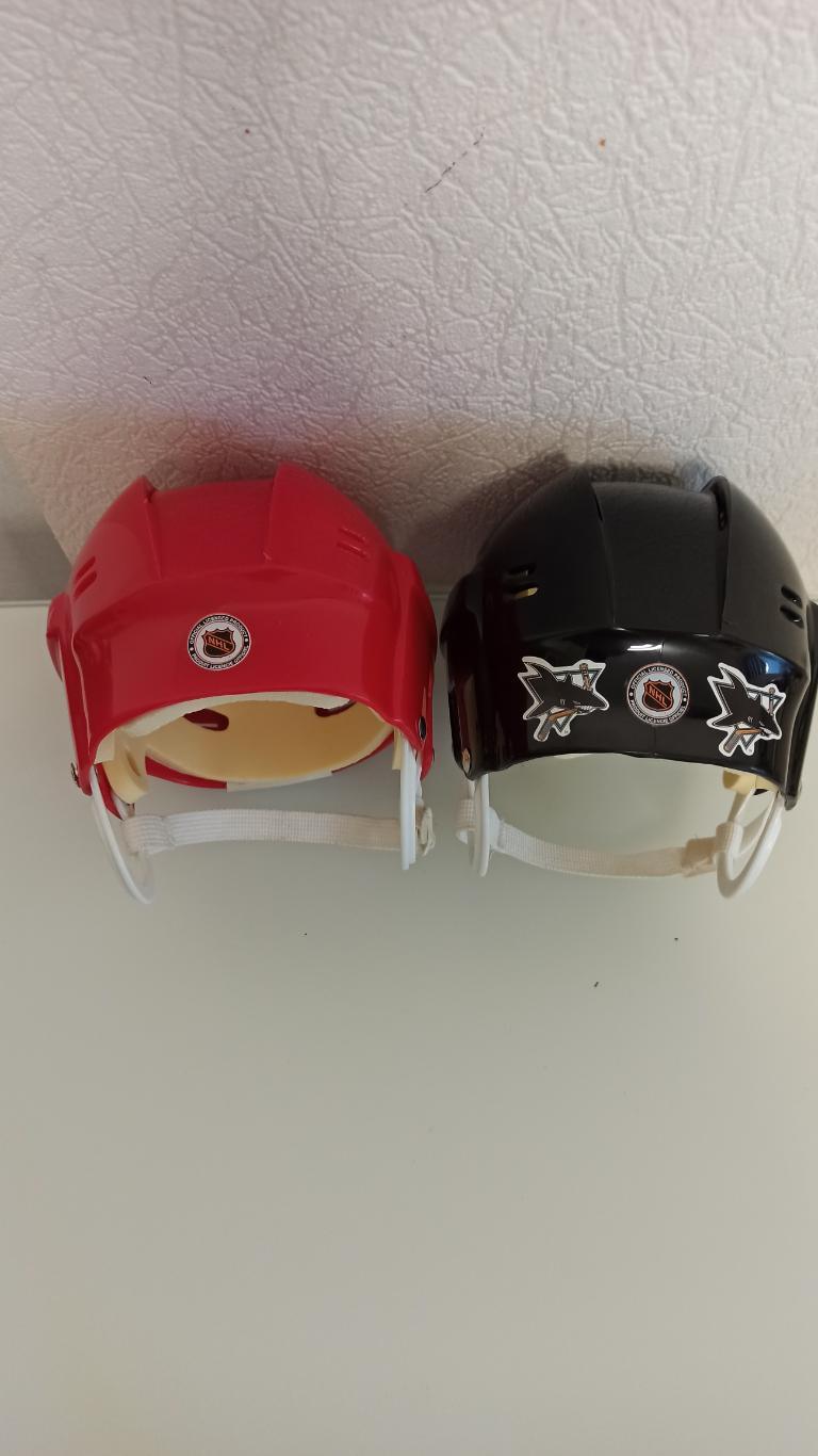 Сувенире шлемы НХЛ 3