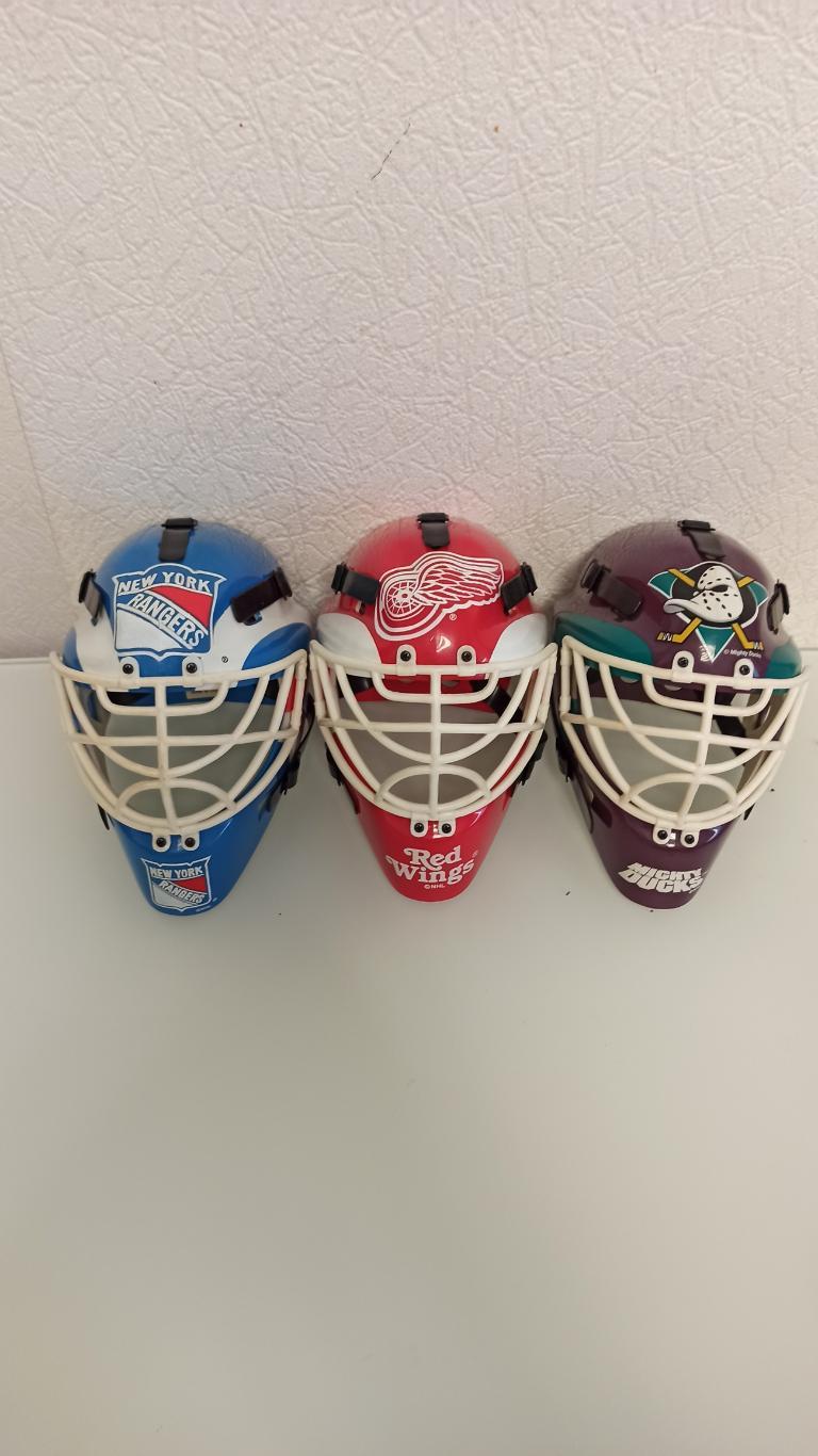 Сувенире шлемы НХЛ 4