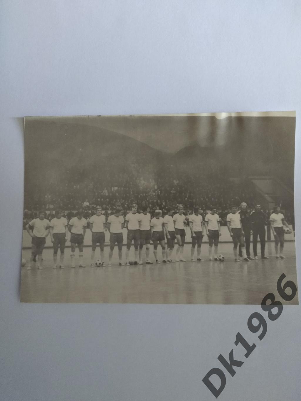 Світлина Динамо Київ (турнір Неділя 1977 рік, Київський палац спорту) N 86