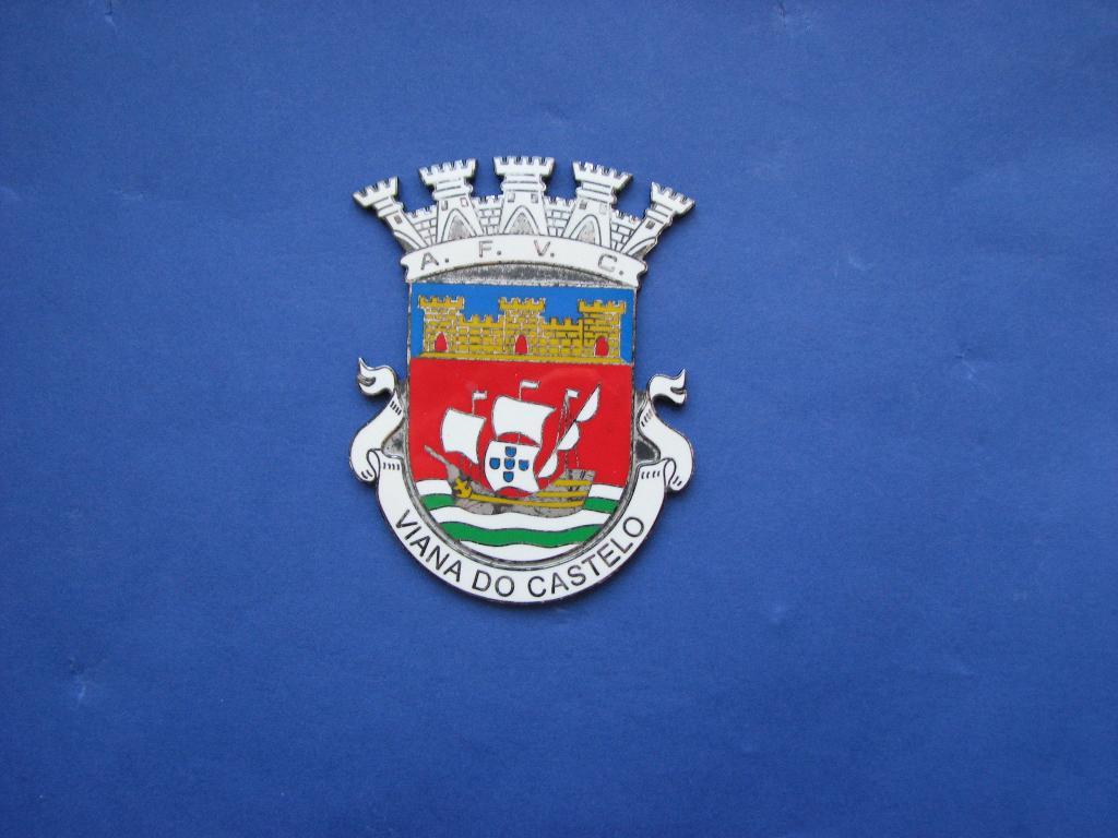 герб города Виана-ду-Каштелу Португалия 1