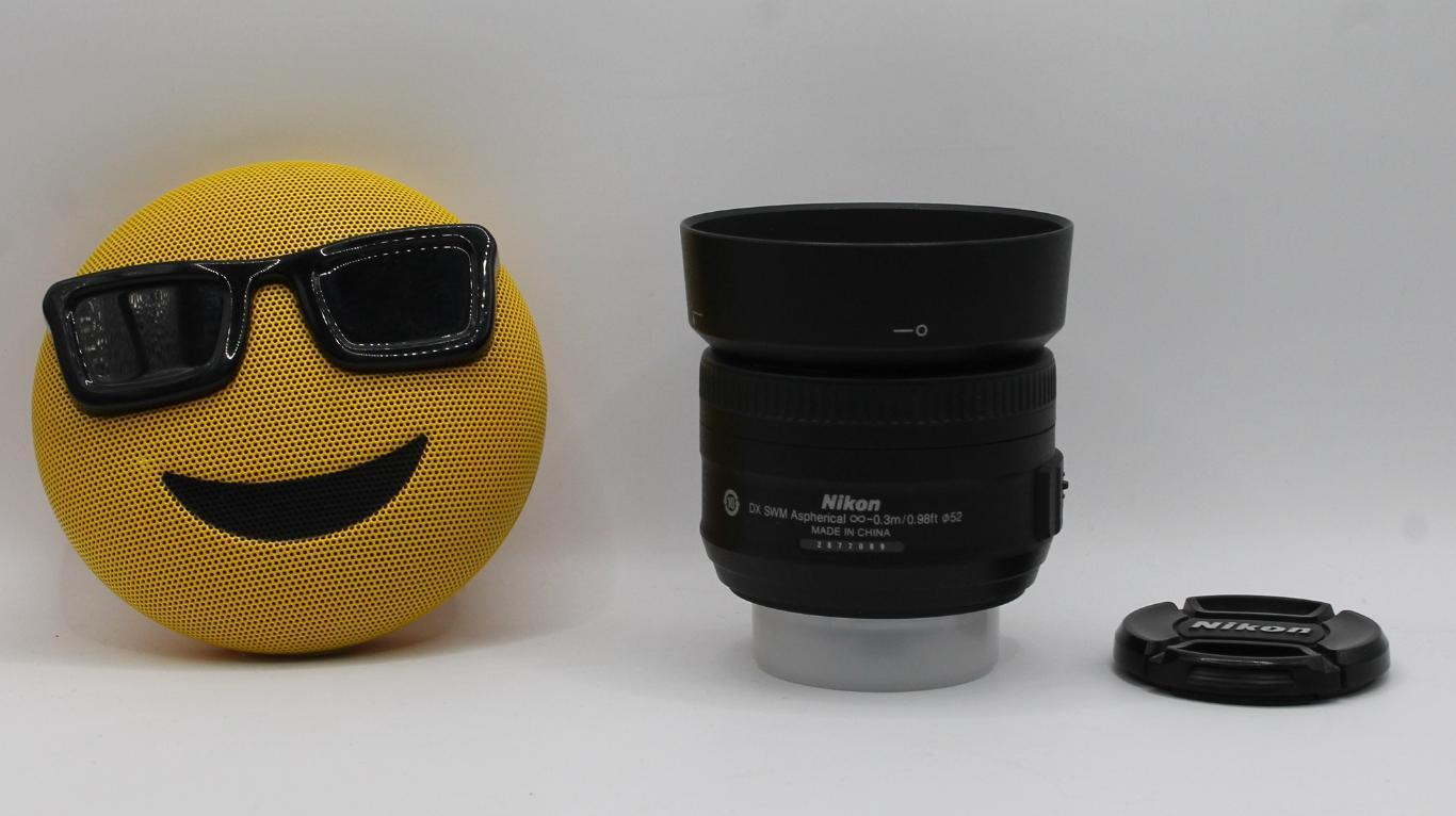 Об'єктив Nikon 35mm f/1.8G AF-S DX