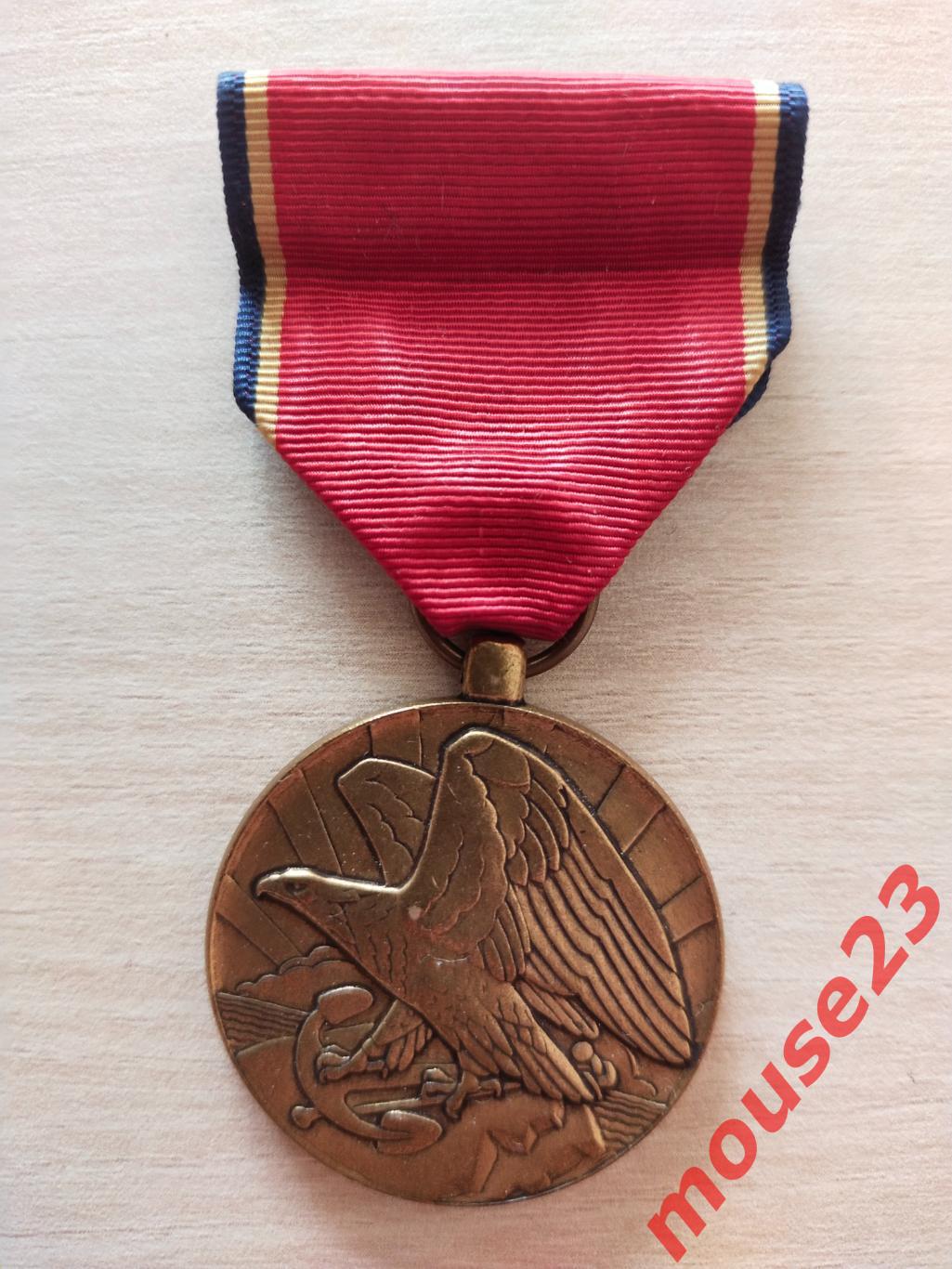 Медаль резерва Военно-морского флота Вооруженных Сил США, учреждена в 1938 году.