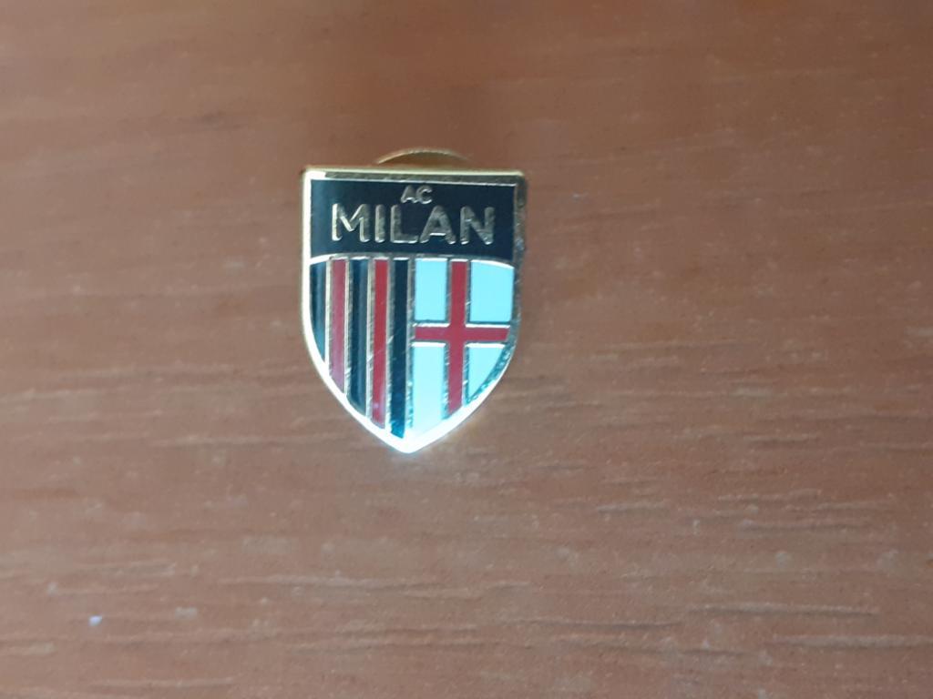 ФК Милан, Италия