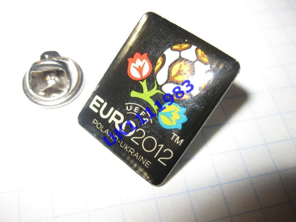 ЕВРО 2012(есть чорний и белий)