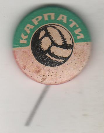 значoк футбол значoк к матчу Карпаты Львов 1971г.