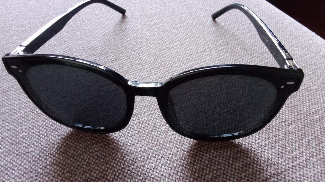 Солнцезащитные очки (новые) Женские 4