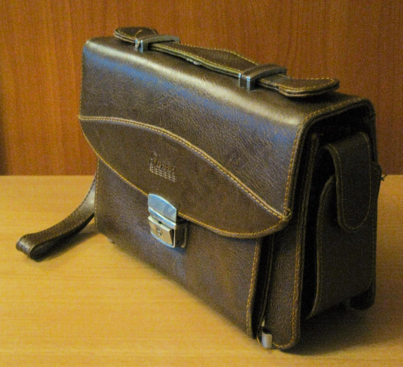 Мужская сумочка-барсетка Fanni б/у с калькулятором 1