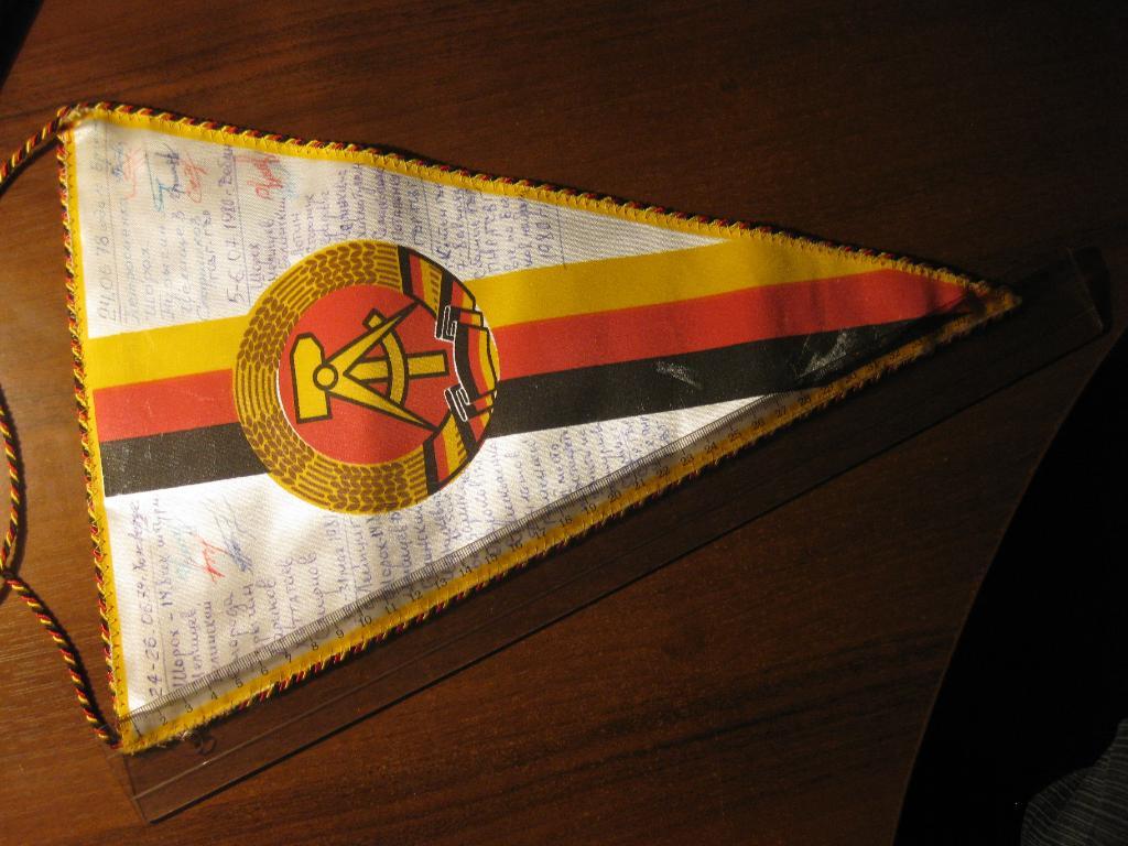 вымпел - футбол - Динамо Магдебург ГДР Германия - СССР (ГСВГ) с 1978 по1980 год. 2