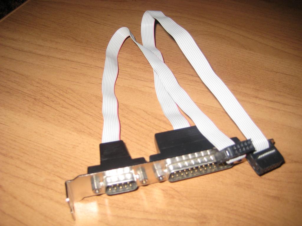 РАЗЪЕМ (ПОРТ) системного блока компьютера (9-pin + 25-pin)