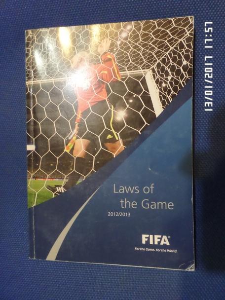 Футбол Правила игры ФИФА на англ.яз 2012-2013