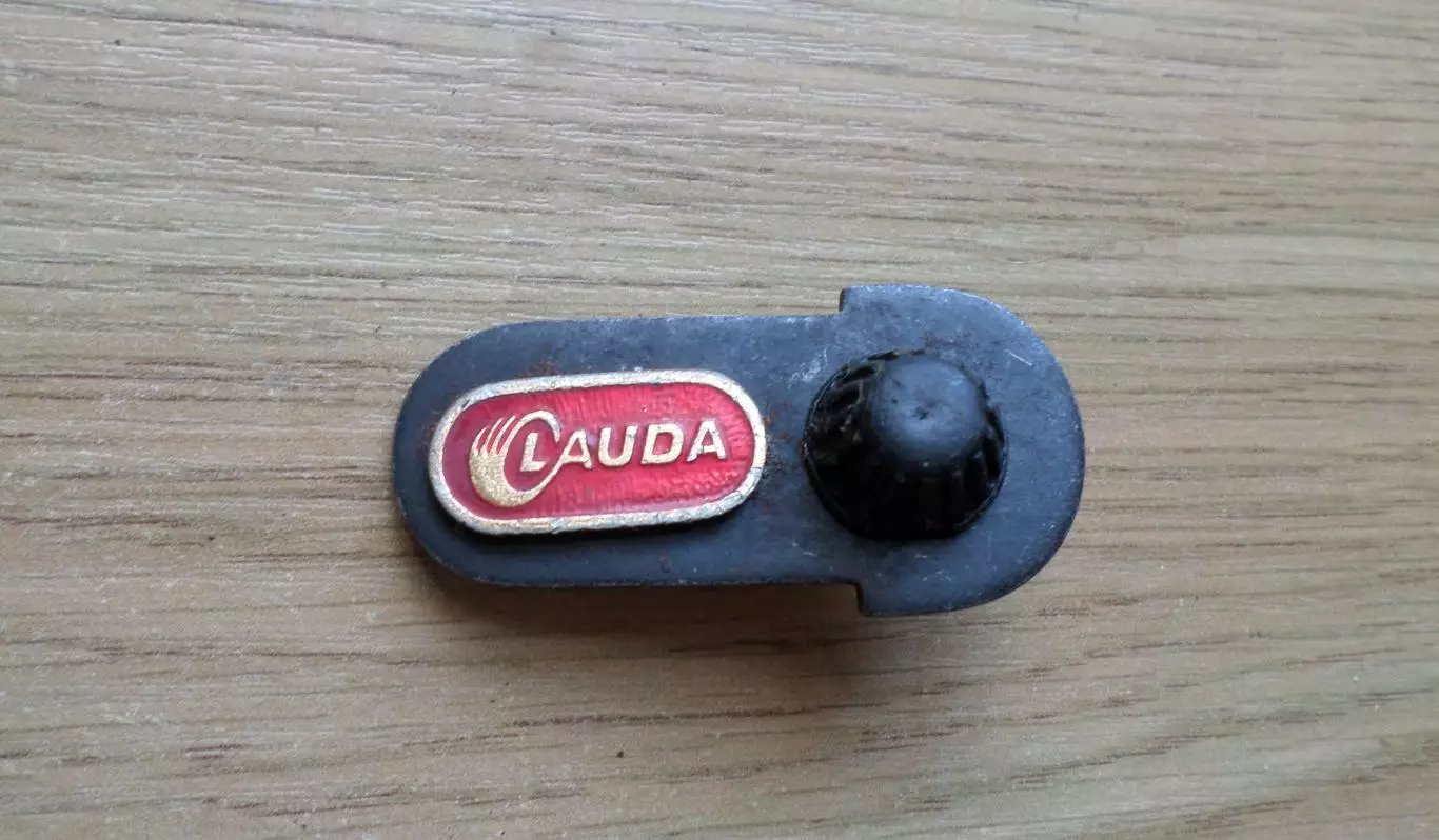 Шильдик Лауда Lauda. металл. 1