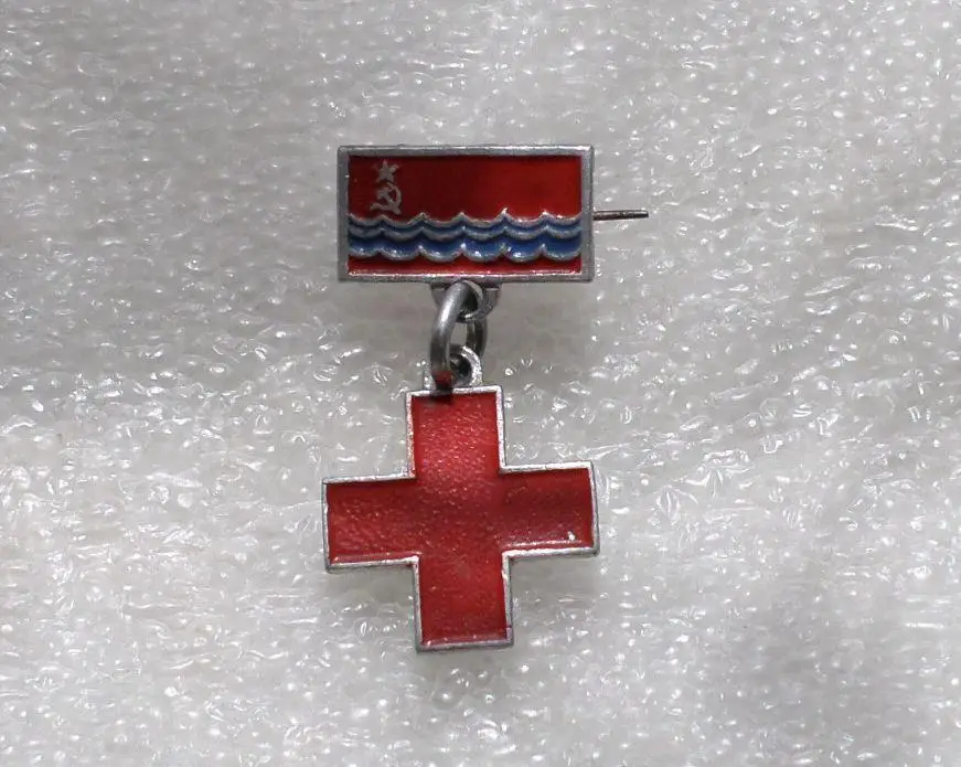 Красный крест. Таллинн. Эстония. ЭССР. Эстонская ССР. Подвес