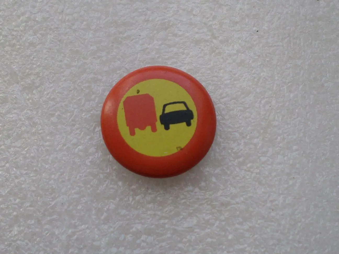 Знак Обгон запрещен. Жесть. Эстония. Эстонская ССР, 60 -70-е годы. 1