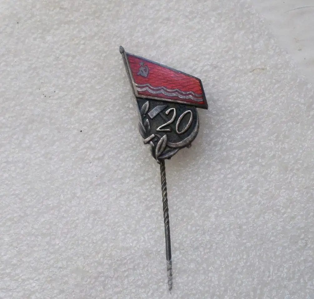 20 лет Эстонской ССР. Таллинн. тяжелый, горячая эмаль, Эстония 1960 год 2