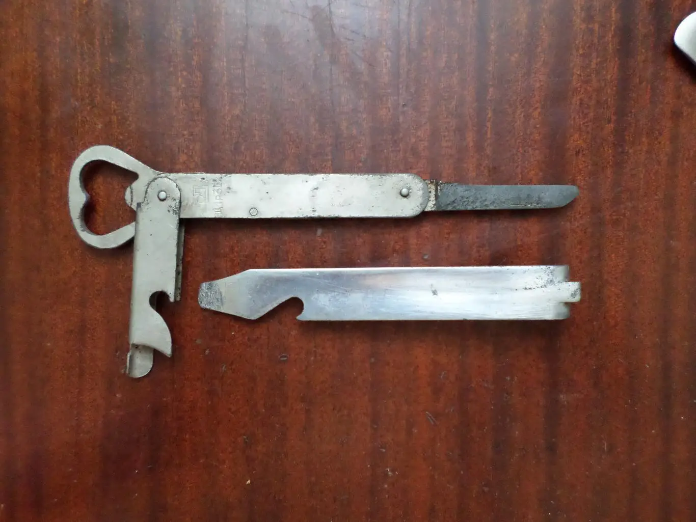 Карманный ножик - открывашка + открывашка из СССР. Цена за два. 3