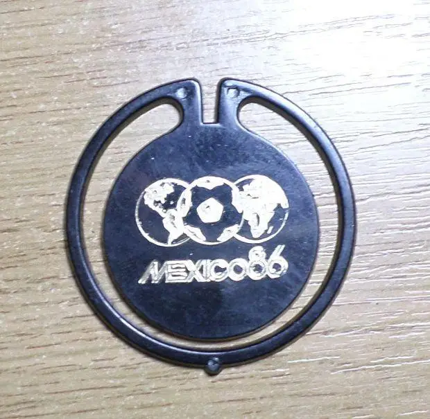 Футбол. Чемпионат мира. Мехико. 1986 г. Изготовлен - завод Экопласт Эстония