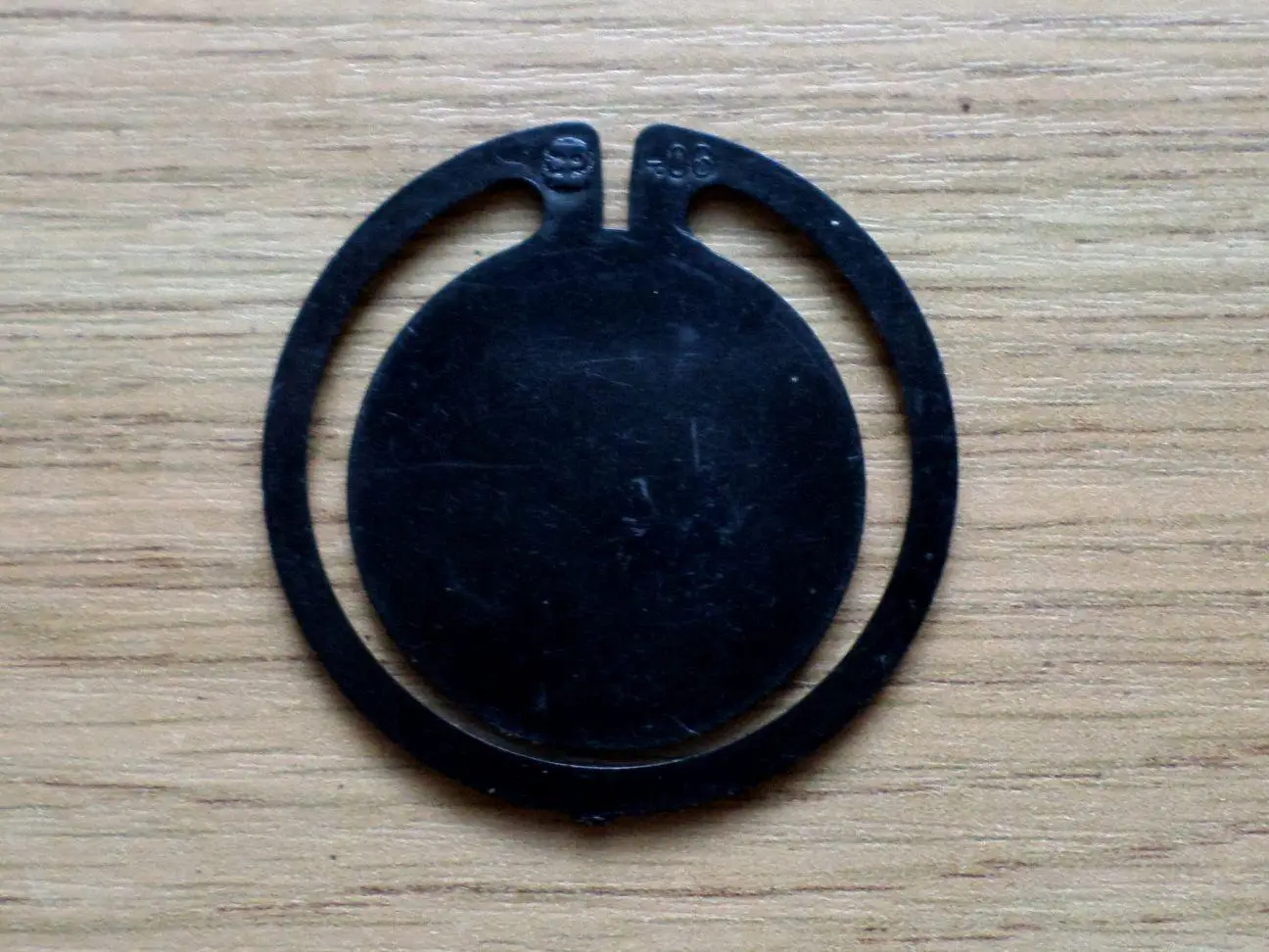 Таллин. Музыкальная арена Певческое поле. Изготовлен - завод Экопласт Эстония. 2