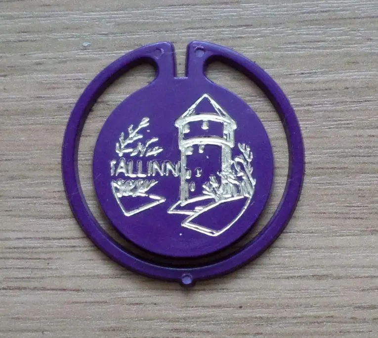 Башня Толстая Маргарита. Таллинн. Изготовлен - завод Экопласт Эстония. сиреневый