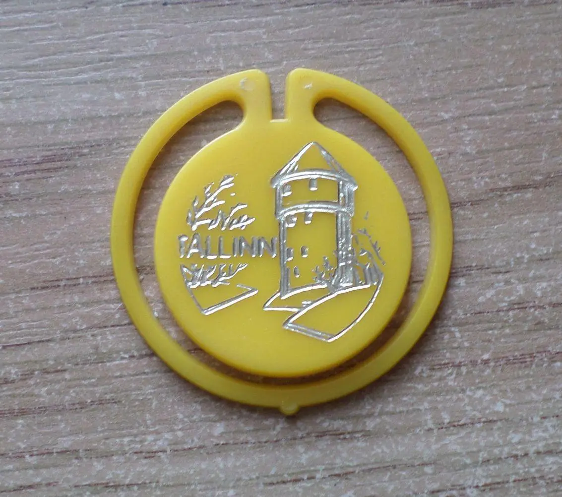 Таллин. Башня Толстая Маргарита. Пластик. Эстония. (желтый)