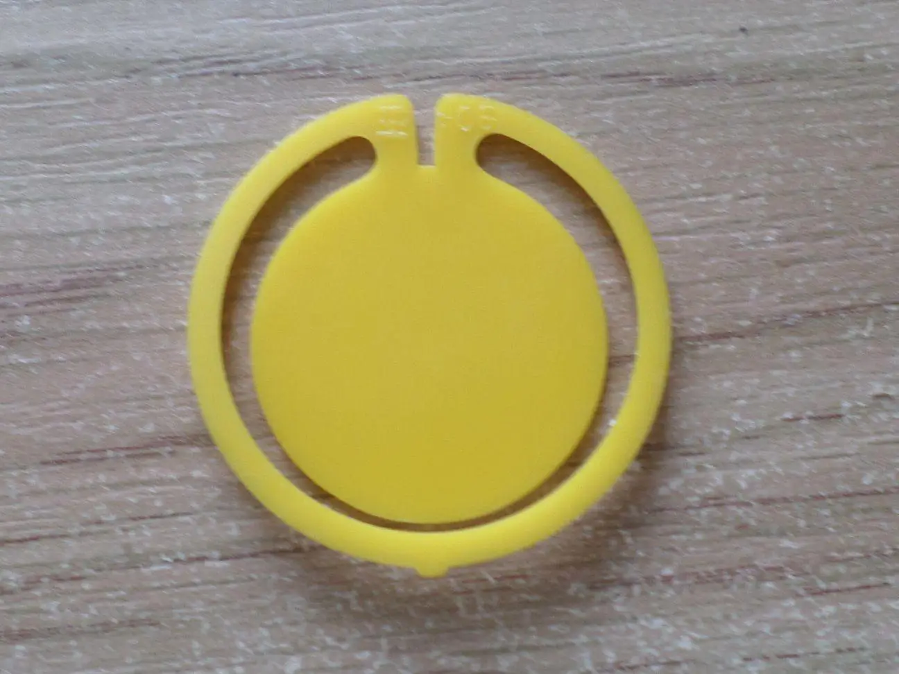 Таллин. Башня Толстая Маргарита. Пластик. Эстония. (желтый) 2