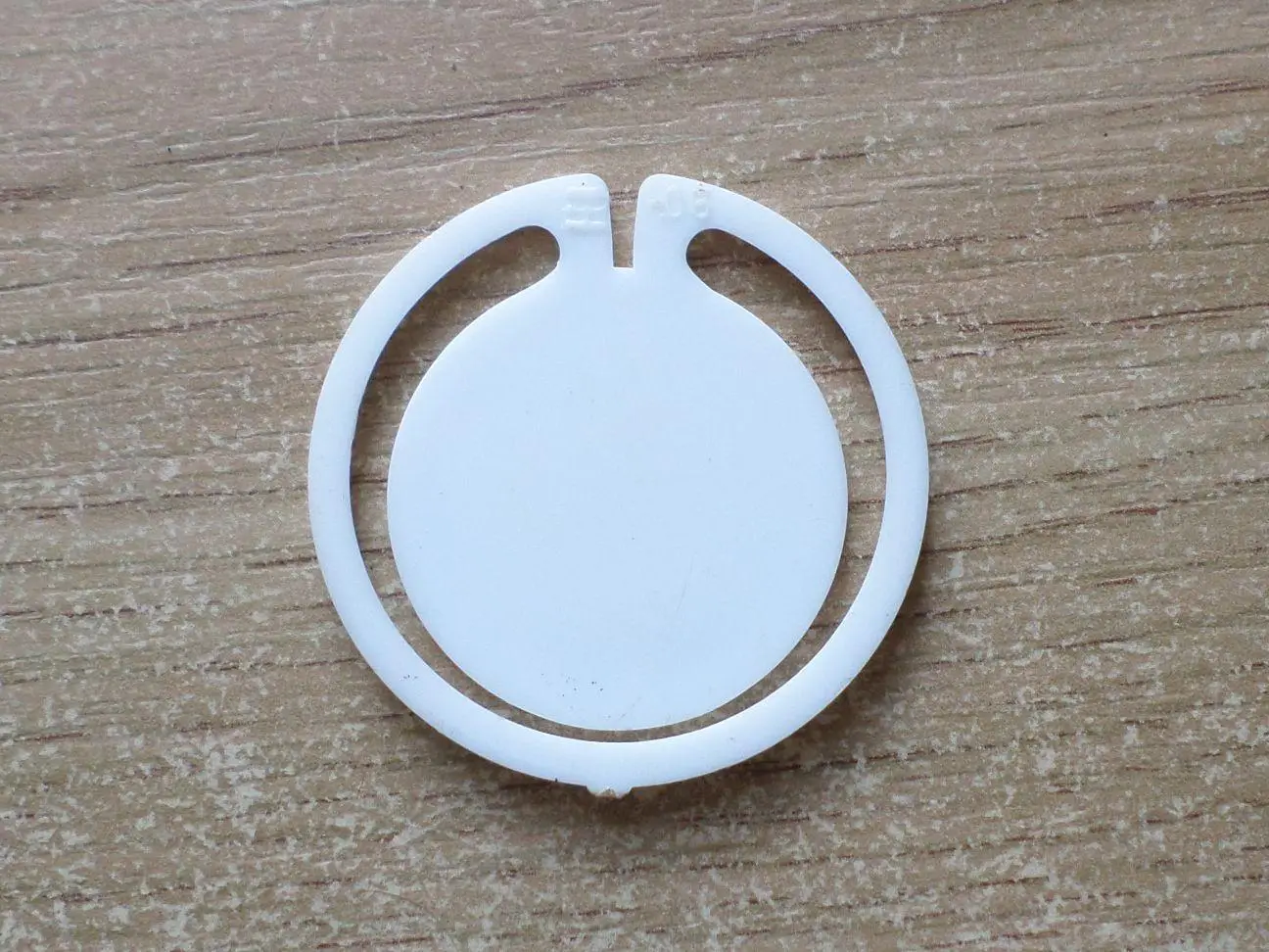 Футбол. Мундиаль - 82. Чемпионат мира. 1982 год. Изготовлен -Экопласт Эстония. 1