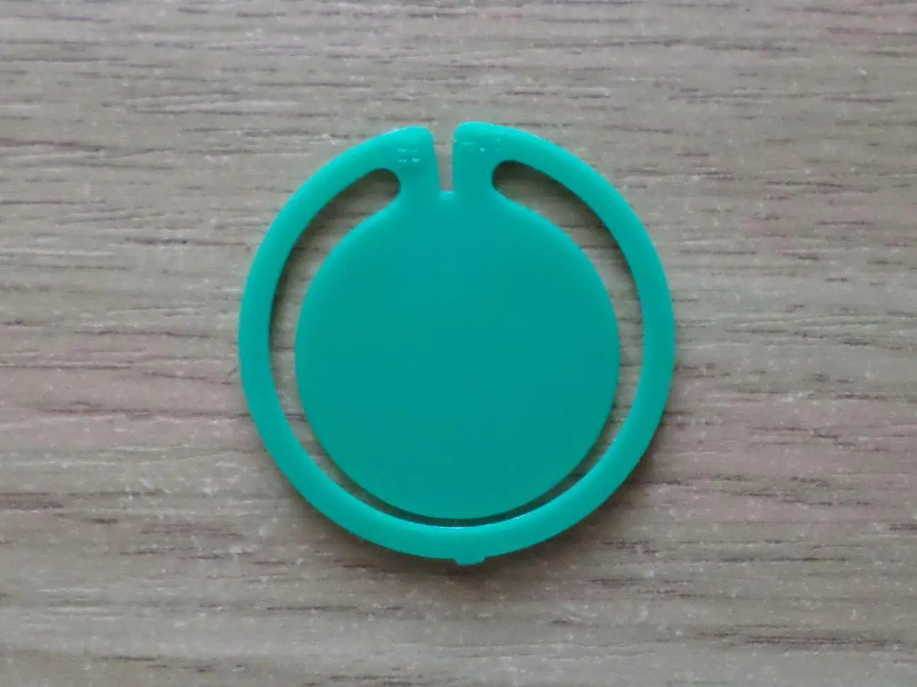 Футбол Мундиаль 82. Чемпионат мира 1982 год Изготовлен -Экопласт Эстония зеленый 1