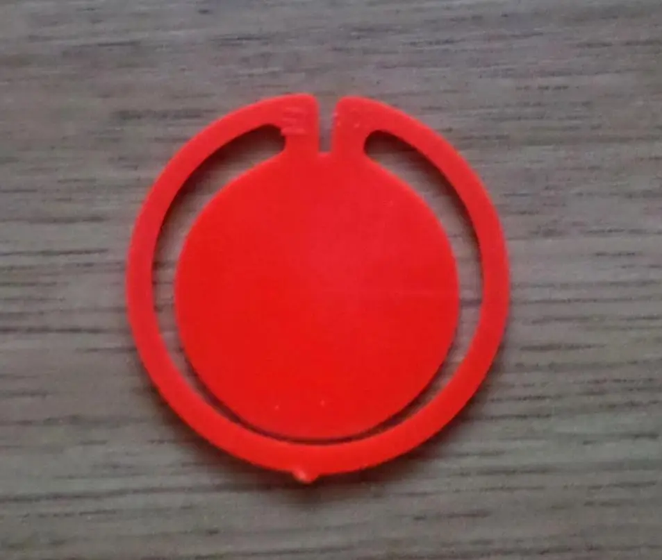 Вирджи. Таллинн. Калининский район. Олимпиада - 80. Изготовлен - завод Экопласт 2