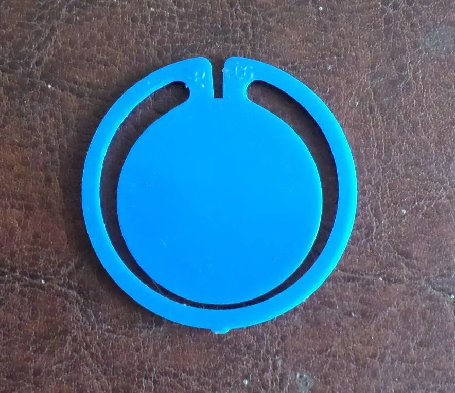 Вирджи. Таллинн. Калининский район. Олимпиада - 80. Изготовлен - завод Экопласт 2