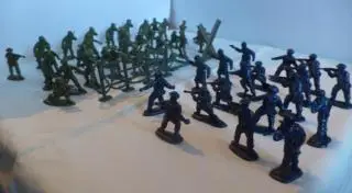 Набор солдатиков Наступление (40шт)