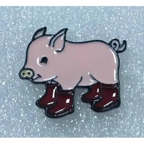 Поросёнок в красных сапогах Спартак, значок