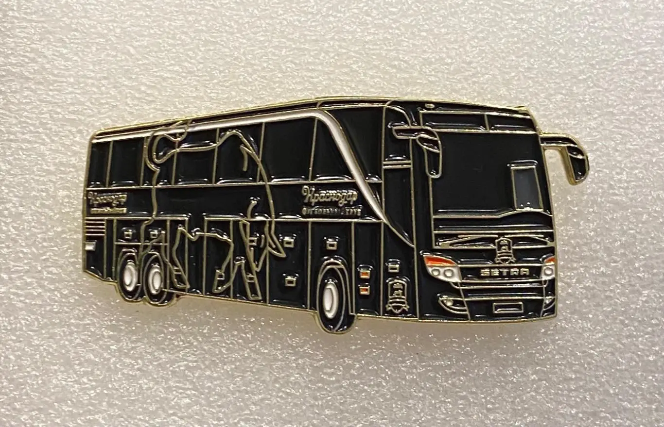 Краснодар ФК клубный автобус, значок-1