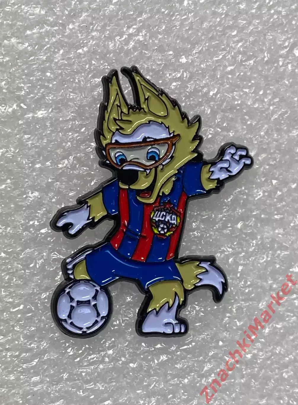 Забивака Талисман в форме ФК ЦСКА Москва, значок ПОСЛЕДНИЙ