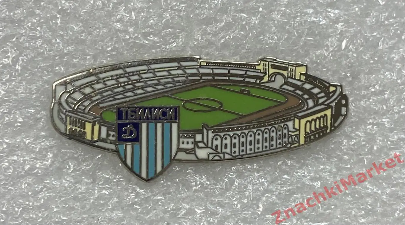 Стадион Динамо ФК Динамо Тбилиси, значок