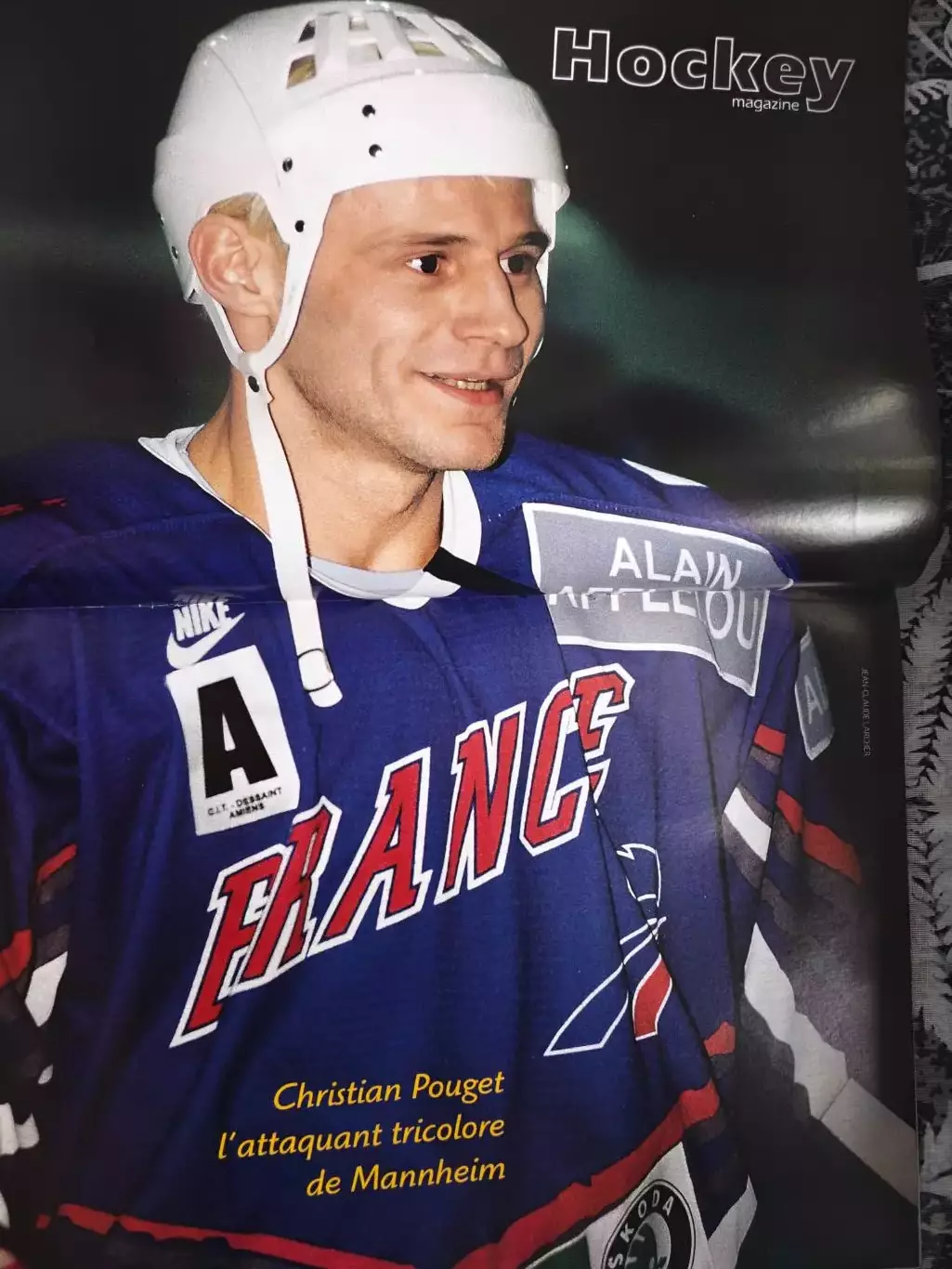 ЖУРНАЛ ХОККЕЙ НХЛ 1997 NHL HOCKEY MAGAZINE #22 POSTER 6