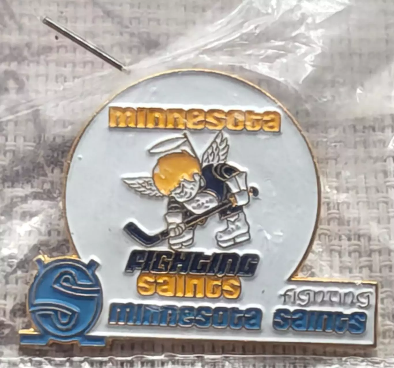 ЗНАК ХОККЕЙ ВХА МИННЕСОТА СВЯТЫЕ WHA NEW MINNESOTA FIGHTING SAINTS HOCKEY PIN 2