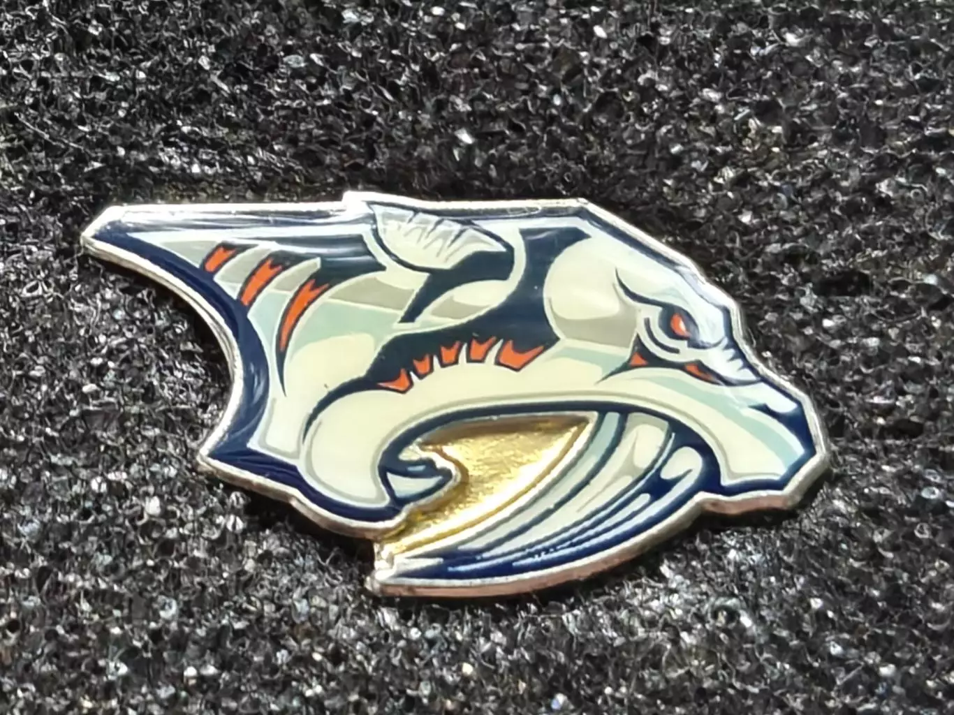 ХОККЕЙ ЗНАЧОK НХЛ НЭШВИЛЛ ПРЕДАТОРС 1995 NASHVILLE PREDATORS NHL COLLECTOR PIN