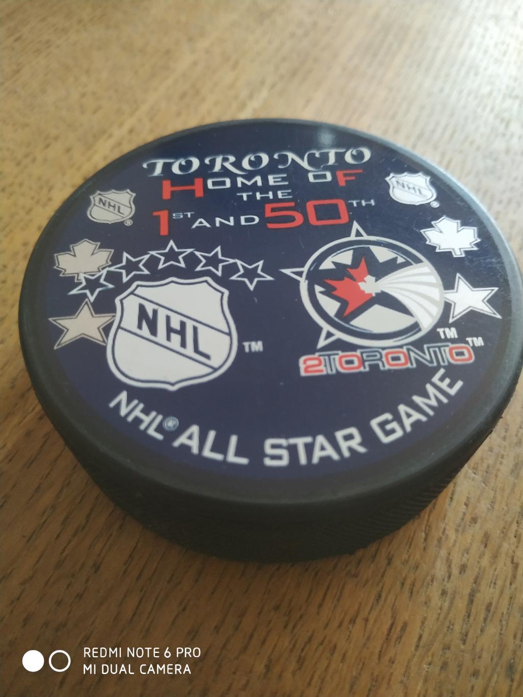 ШАЙБА ХОККЕЙНАЯ НХЛ NHL 2000 TORONTO HOME OF THE 1ST AND 50TH NHL ALL STAR GAME