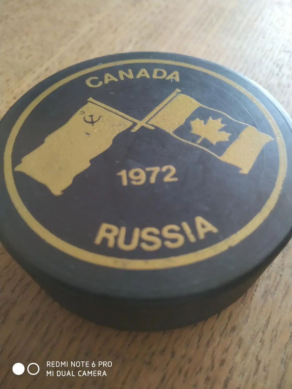 ШАЙБА ХОККЕЙНАЯ NHL 1972 CANADA RUSSIA
