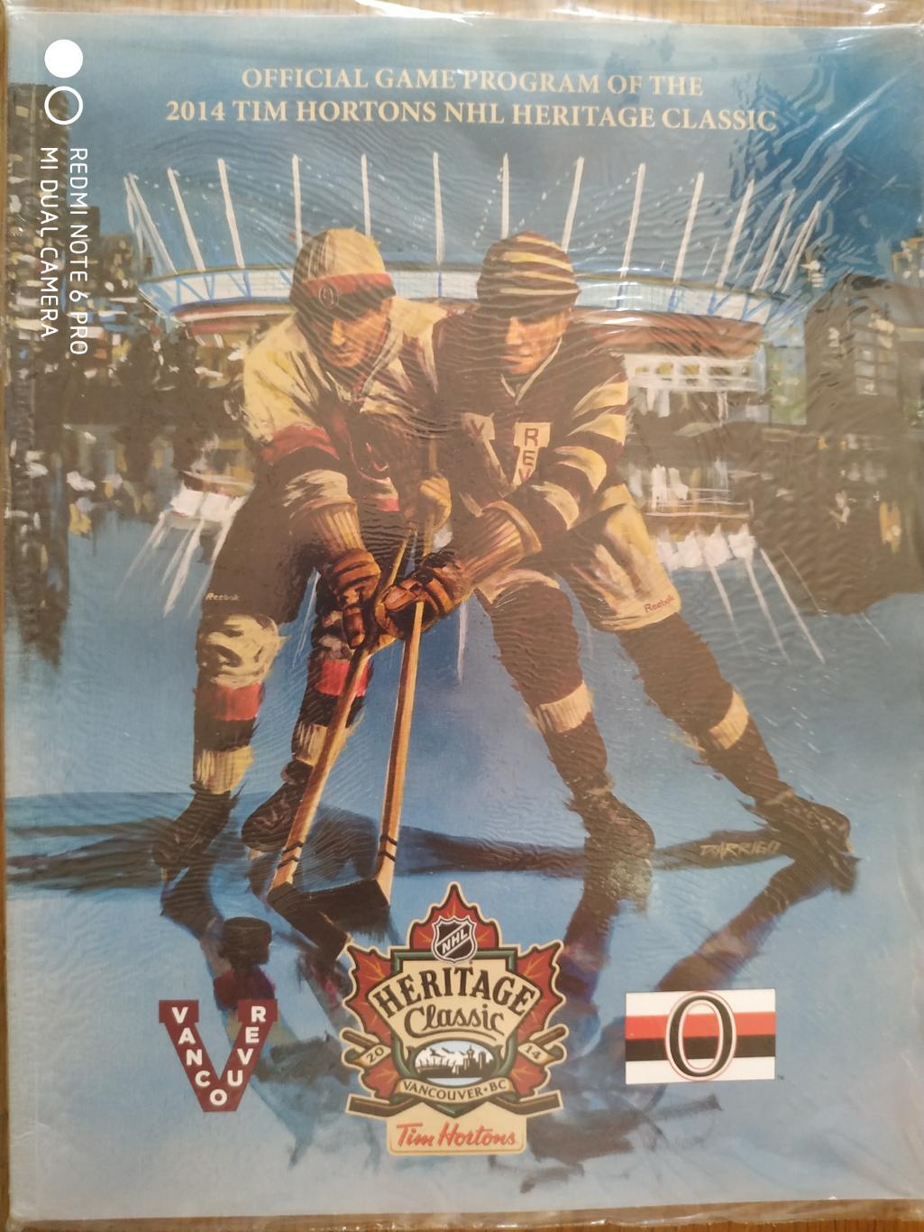 2014 TIM HORTONS NHL HERITAGE CLASSIC OFFICIAL GAME PROGRAM