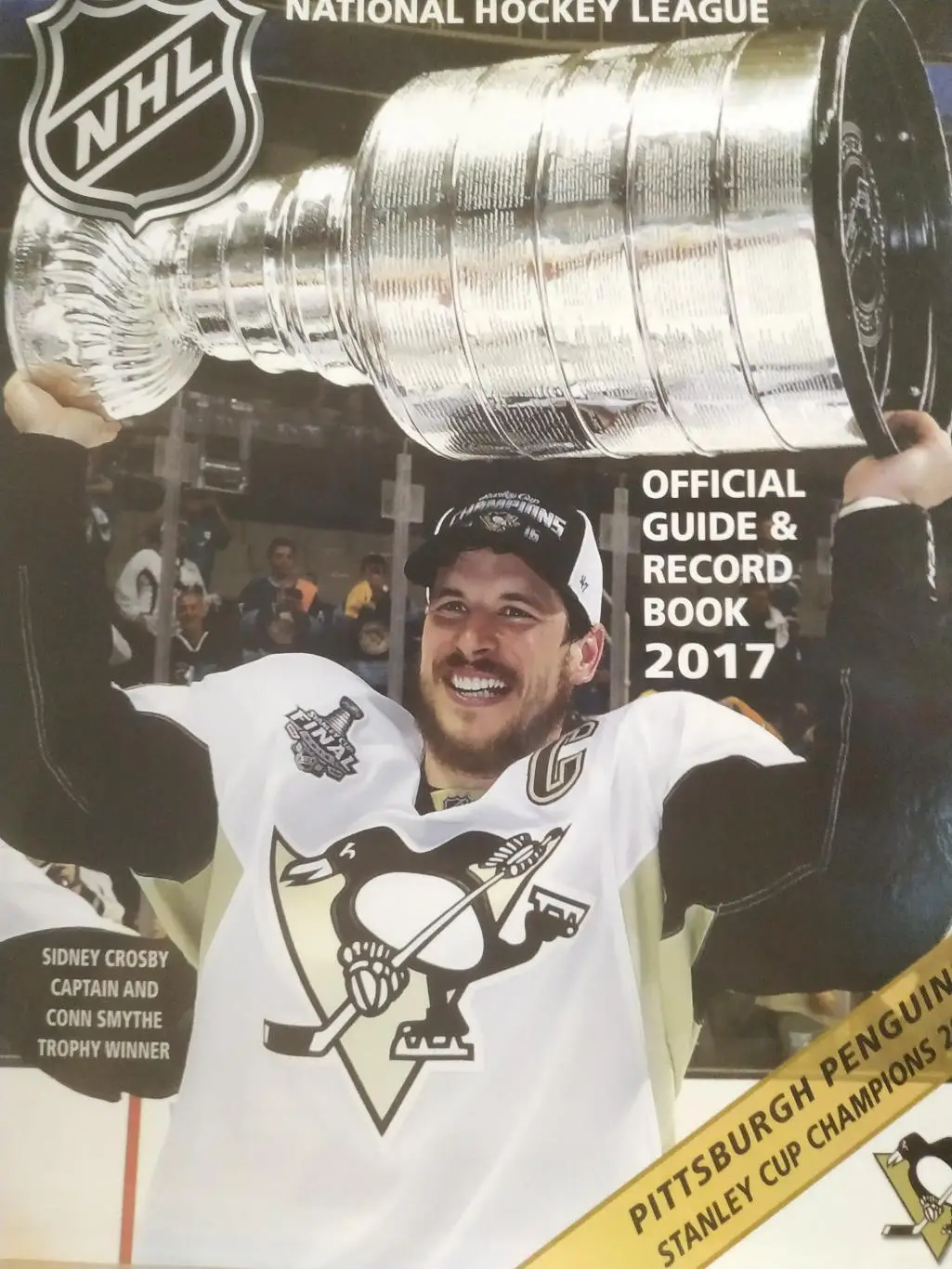 ОФИЦИАЛЬНЫЙ СПРАВОЧНИК НХЛ 2017 NHL OFFICIAL GUIDE AND RECORD BOOK